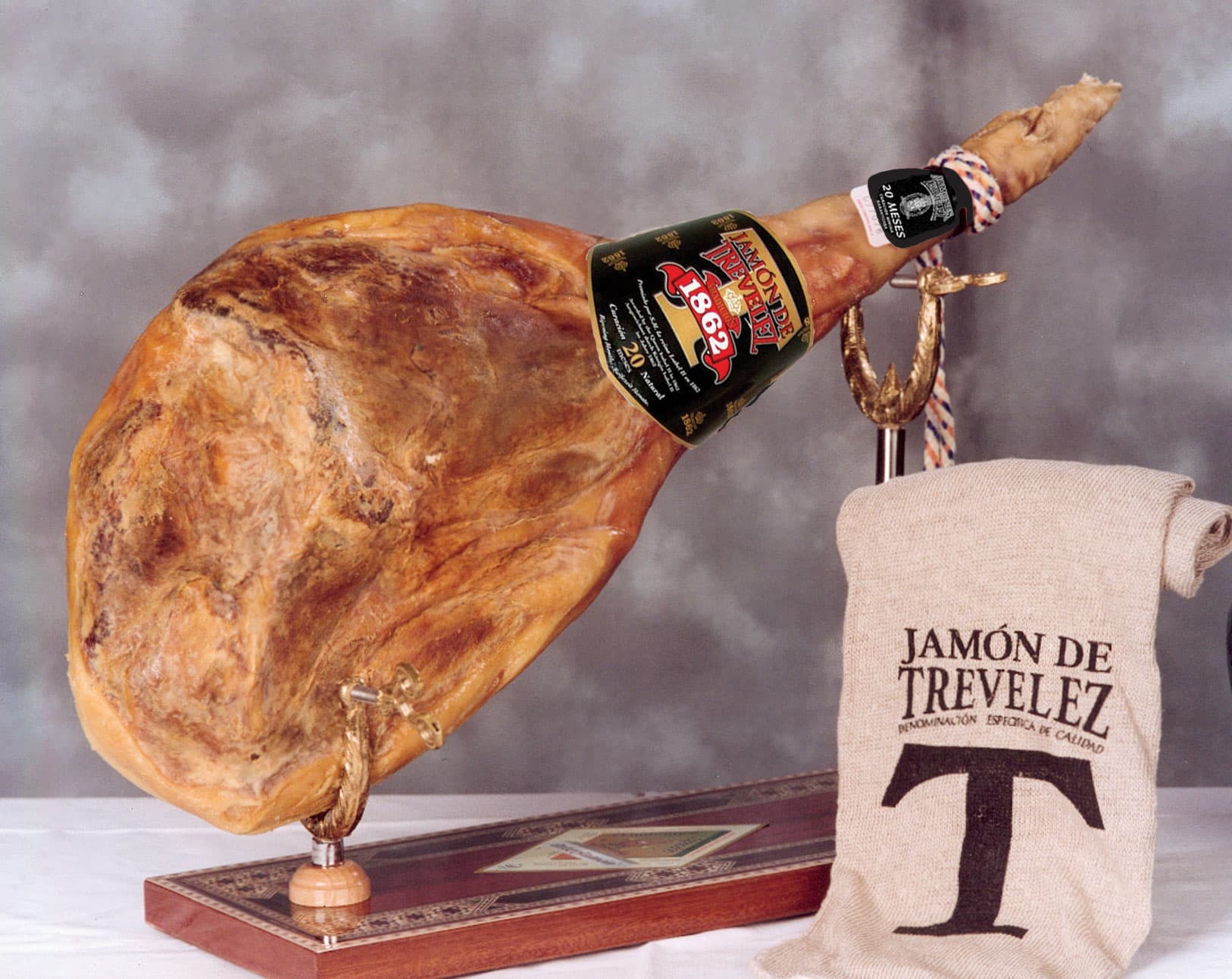 Тревелесская ветчина (jamón de Trevélez)