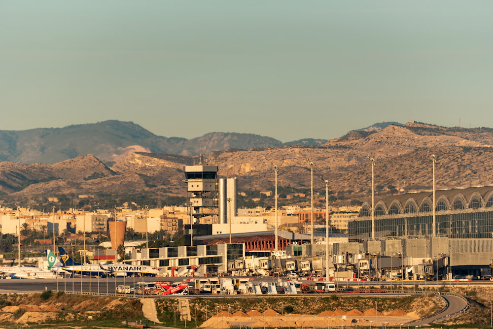 Аэропорт Аликанте (Aeropuerto de Alicante-Elche)