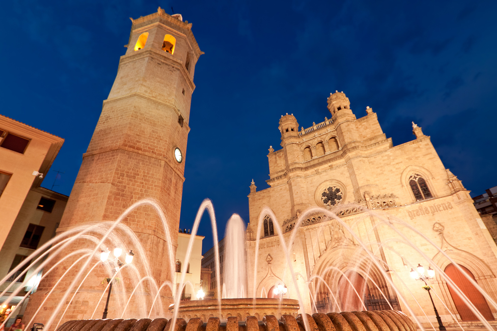 Кафедральный собор Святой Марии и башня Эль-Фадри