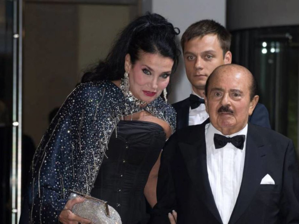 Саудовский миллиардер Андан Хашогги с женой